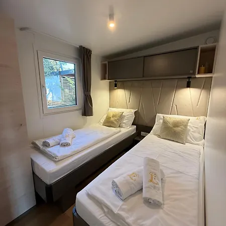 Gold Mobile Homes D&l بيت للعطل